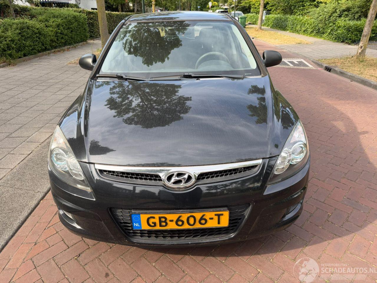 Hyundai I-30 1.4i dynamic