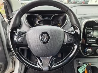 Renault Captur  picture 18