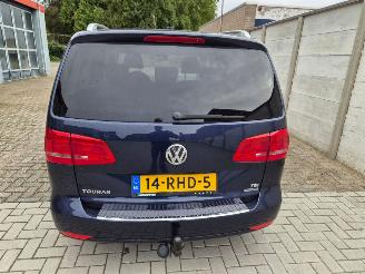 Volkswagen Touran 7 PERSOONS picture 4