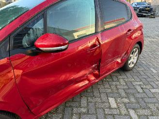 Peugeot 208 1.6 BLUE HDI ALLURE picture 10