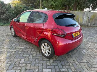 Peugeot 208 1.6 BLUE HDI ALLURE picture 5