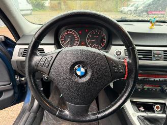 BMW 3-serie 318 I HIGH EXECUTIVE picture 20