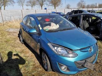 Coche siniestrado Mazda 2 2 (DE), Hatchback, 2007 / 2015 1.3 16V S-VT 2009