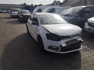 Uttjänta bilar auto Volkswagen Polo Polo V (6R), Hatchback, 2009 / 2017 1.0 12V BlueMotion Technology 2016/1