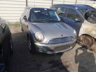 Coche siniestrado Mini Mini Mini (R56), Hatchback, 2006 / 2013 1.6 16V Cooper 2007/11