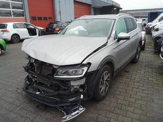 rozbiórka samochody osobowe Volkswagen Tiguan Tiguan (AD1), SUV, 2016 / 2024 2.0 TDI 16V BlueMotion Technology SCR 2018