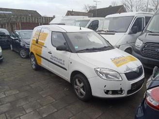 Skoda Roomster Roomster Praktik (5J), Van, 2007 / 2015 1.4 TDI 80 picture 2