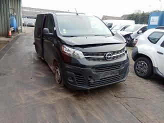 Vrakbiler auto Opel Vivaro Vivaro, Van, 2019 2.0 Diesel 145 2022