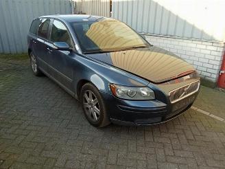 Vrakbiler auto Volvo V-50 V50 (MW), Combi, 2003 / 2012 2.4 20V 2005/8