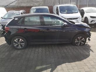 Vrakbiler auto Volkswagen Polo Polo VI (AW1), Hatchback 5-drs, 2017 1.0 TSI 12V 2018/0