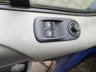 Renault Trafic Trafic New (JL), Bus, 2001 / 2015 1.9 dCi 100 16V picture 55