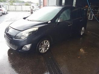 Uttjänta bilar auto Renault Grand-scenic Grand Scenic III (JZ), MPV, 2009 / 2016 1.4 16V TCe 130 2010/11