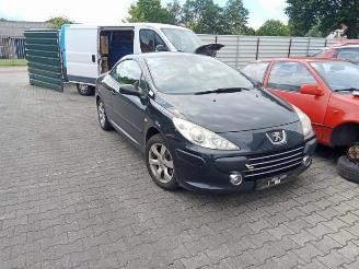 Salvage car Peugeot 307 307 CC (3B), Cabrio, 2003 / 2009 2.0 16V 2006/1
