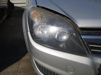 Opel Astra Astra H (L48), Hatchback 5-drs, 2004 / 2010 1.4 16V Twinport picture 35