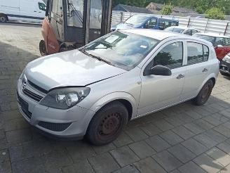 Opel Astra Astra H (L48), Hatchback 5-drs, 2004 / 2010 1.4 16V Twinport picture 6