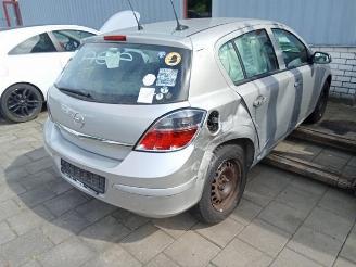 Opel Astra Astra H (L48), Hatchback 5-drs, 2004 / 2010 1.4 16V Twinport picture 10