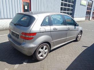 Mercedes B-klasse B (W245), Hatchback, 2005 / 2011 2.0 B-200 CDI 16V picture 4