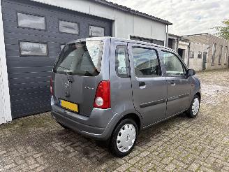 Opel Agila 1.2 16v flexx picture 3