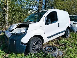 Vrakbiler auto Peugeot Bipper 1.3 HDi XR Profit + 2015/1