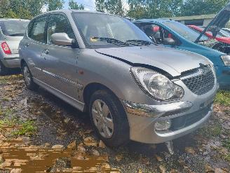 Vrakbiler auto Daihatsu Sirion 1.3-16V SR 2004/5