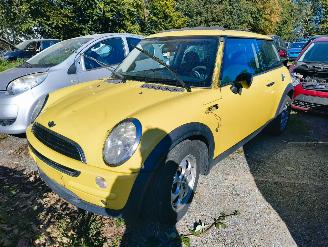 Autoverwertung Mini One 1.6 One Salt 2002/11