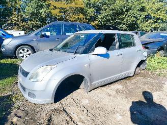 Autoverwertung Suzuki Swift 1.3 GLS 2007/9