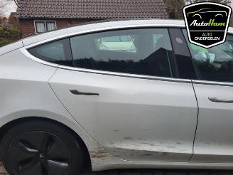 Tesla Model 3 Model 3, Sedan, 2017 Long Range AWD 75 kWh picture 5