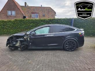 Coche siniestrado Tesla Model X Model X, SUV, 2013 100X 2018/11