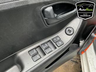 Kia Picanto Picanto (TA), Hatchback, 2011 / 2017 1.2 16V picture 12