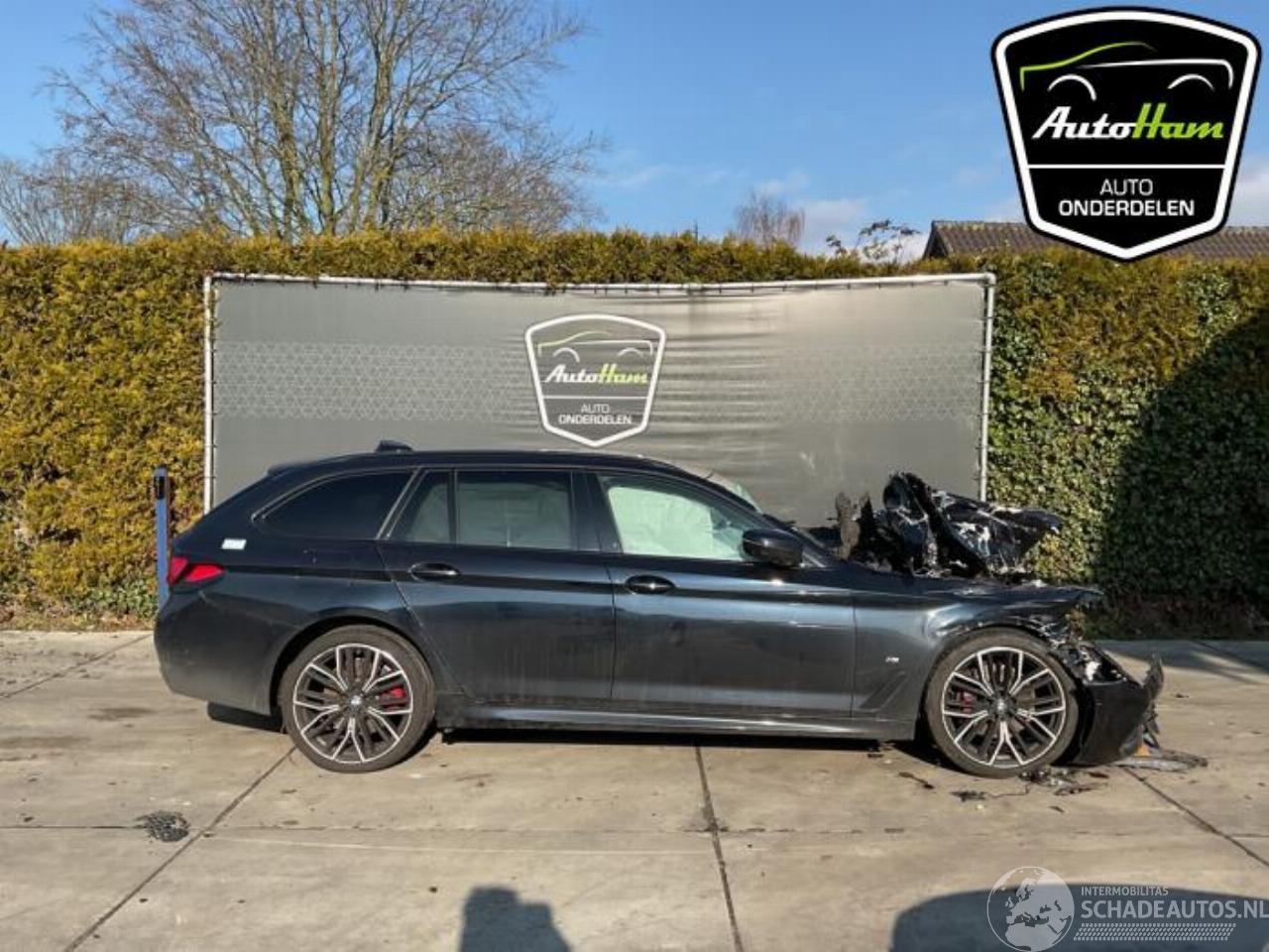 BMW 5-serie 5 serie Touring (G31), Combi, 2017 530i 2.0 TwinPower Turbo 16V Mild Hybrid