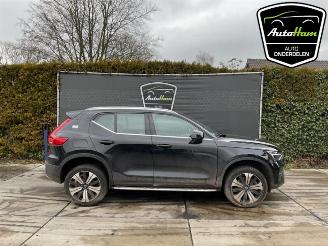 Vrakbiler auto Volvo XC40 XC40 (XZ), SUV, 2017 1.5 T5 Plug-in Hybrid 16V 2023/3