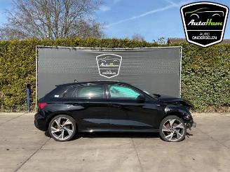 Purkuautot passenger cars Audi A3 A3 Sportback (8YA), Hatchback 5-drs, 2019 1.5 35 TFSI 16V Mild Hybrid 2020/11