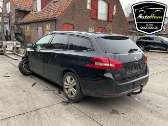 Peugeot 308 308 SW (L4/L9/LC/LJ/LR), Combi 5-drs, 2014 / 2021 1.2 12V e-THP PureTech 110 picture 6