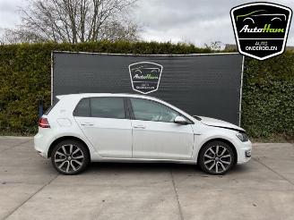Uttjänta bilar auto Volkswagen Golf Golf VII (AUA), Hatchback, 2012 / 2021 1.4 GTE 16V 2015/11