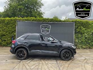 Coche siniestrado Volkswagen T-Roc T-Roc, SUV, 2017 1.5 TSI 16V 2024/6