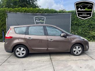 Vrakbiler auto Renault Grand-scenic Grand Scenic III (JZ), MPV, 2009 / 2016 1.4 16V TCe 130 2009/7