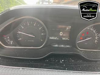 Peugeot 2008 2008 (CU), MPV, 2013 / 2019 1.2 12V e-THP PureTech 110 picture 14