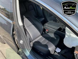 Tesla Model 3 Model 3, Sedan, 2017 Long Range AWD 75 kWh picture 23