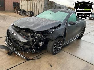 Kia Cee d Ceed (CDB5/CDBB), Hatchback 5-drs, 2018 1.5 T-GDI 16V picture 4