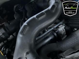 Renault Captur Captur (2R), SUV, 2013 1.2 TCE 16V EDC picture 12