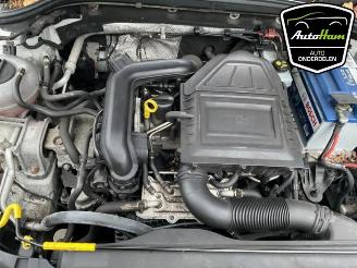 Skoda Octavia Octavia Combi (5EAC), Combi 5-drs, 2012 / 2020 1.0 TSI 12V picture 16