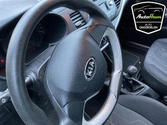 Kia Picanto Picanto (TA), Hatchback, 2011 / 2017 1.0 12V picture 14