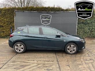 Salvage car Opel Astra Astra K, Hatchback 5-drs, 2015 / 2022 1.0 Turbo 12V 2017/6