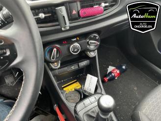 Kia Picanto Picanto (JA), Hatchback, 2017 1.0 DPI 12V picture 23