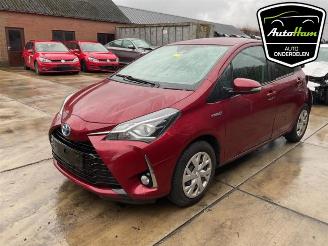 Toyota Yaris Yaris III (P13), Hatchback, 2010 / 2020 1.5 16V Hybrid picture 5