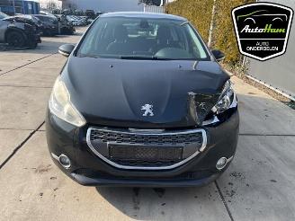 Peugeot 208 208 I (CA/CC/CK/CL), Hatchback, 2012 / 2019 1.4 16V picture 3