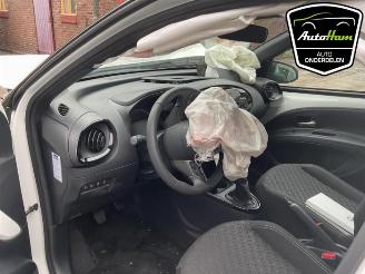 Toyota Aygo Aygo X, Hatchback, 2022 1.0 12V VVT-i picture 15