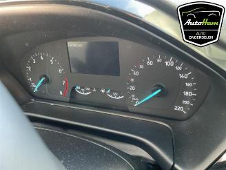 Ford Fiesta Fiesta 7, Hatchback, 2017 1.0 EcoBoost 12V Hybrid 125 picture 17