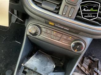 Ford Fiesta Fiesta 7, Hatchback, 2017 1.0 EcoBoost 12V Hybrid 125 picture 19