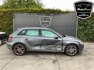 rozbiórka samochody osobowe Audi A3 A3 Sportback (8VA/8VF), Hatchback 5-drs, 2012 / 2020 1.4 TFSI 16V 2013/4